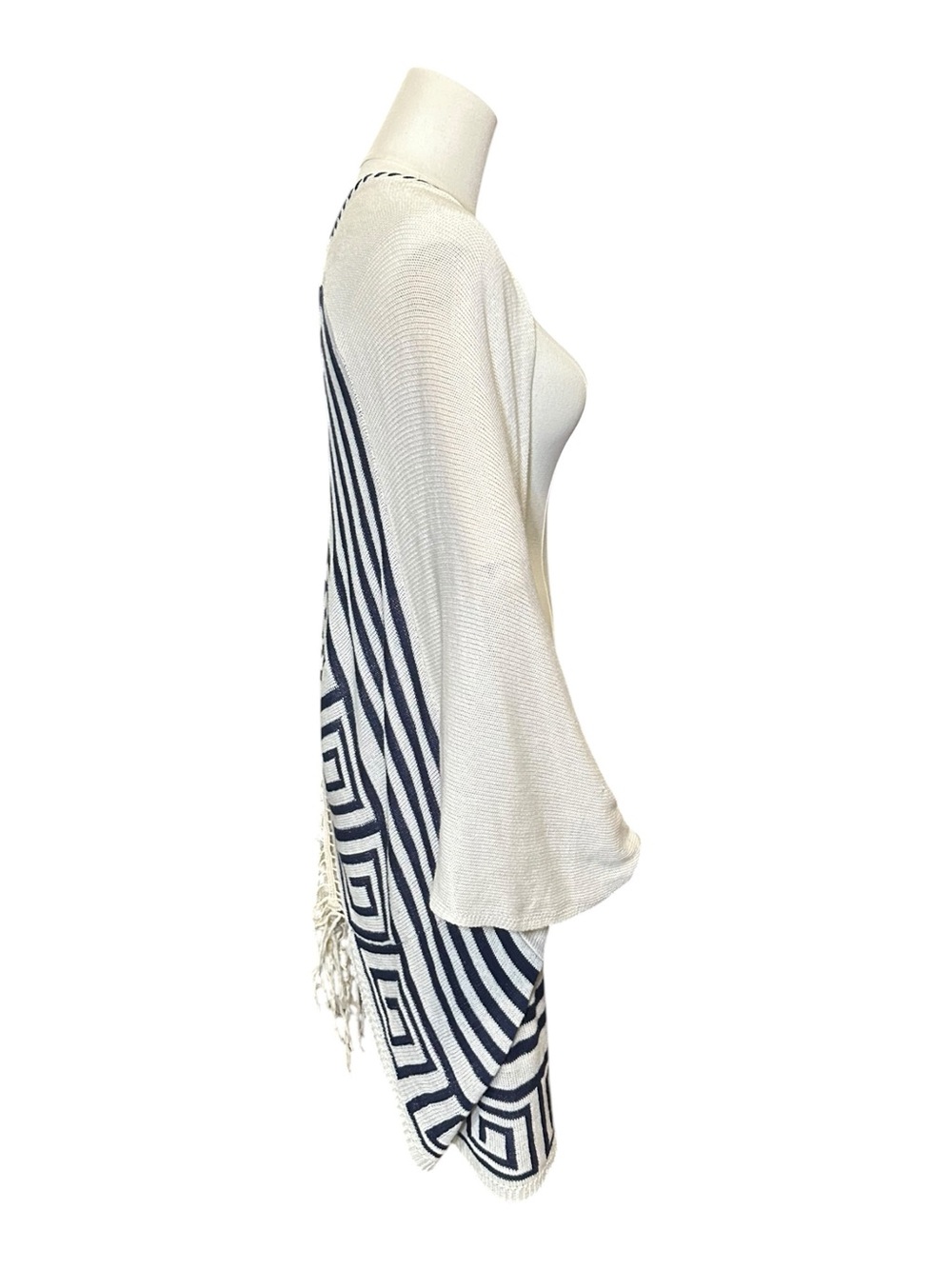 Daytrip White & Navy Fringe Open-Front Knit Poncho Cape - Picture 6 of 8